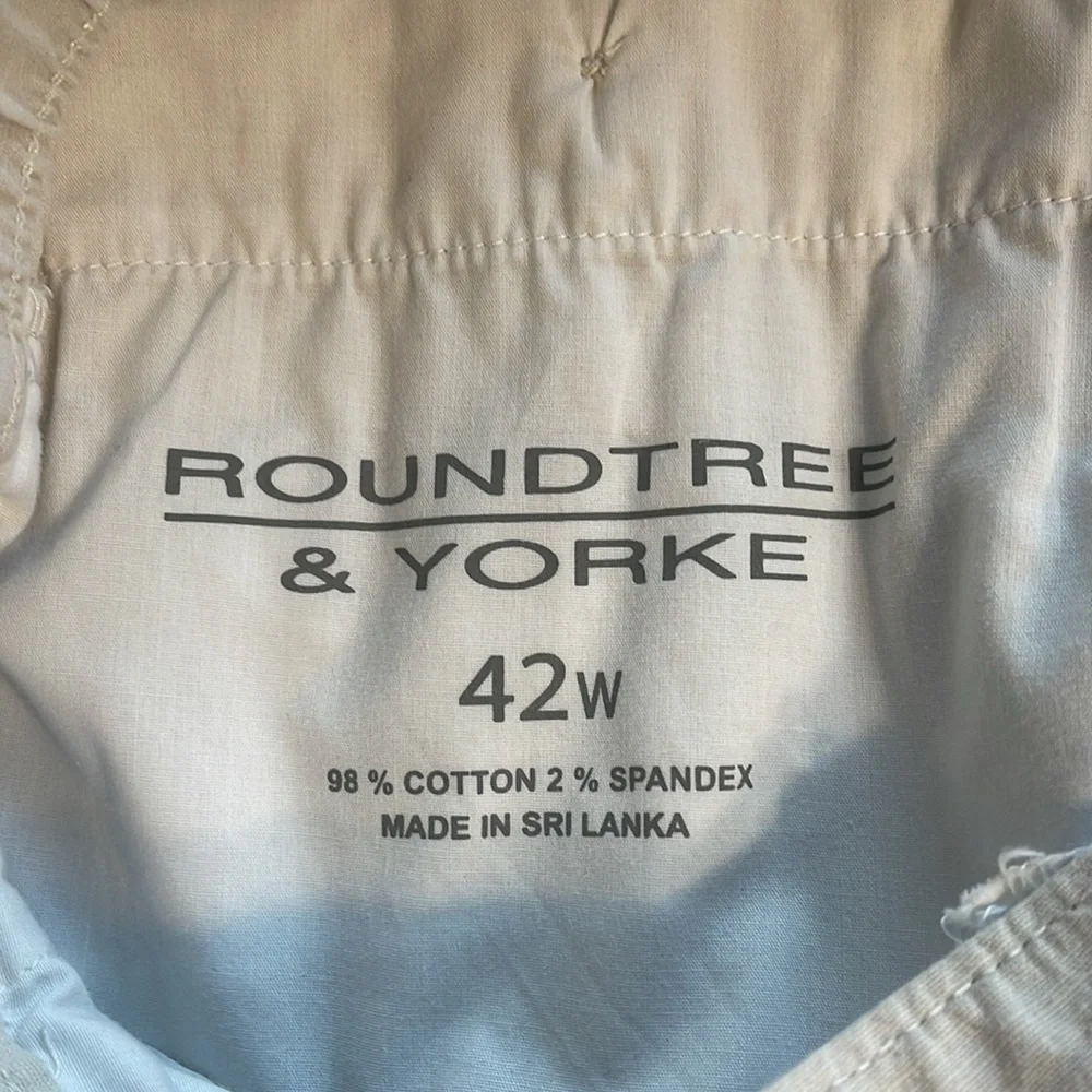 - Roundtree and Yorke Men’s shorts size 42